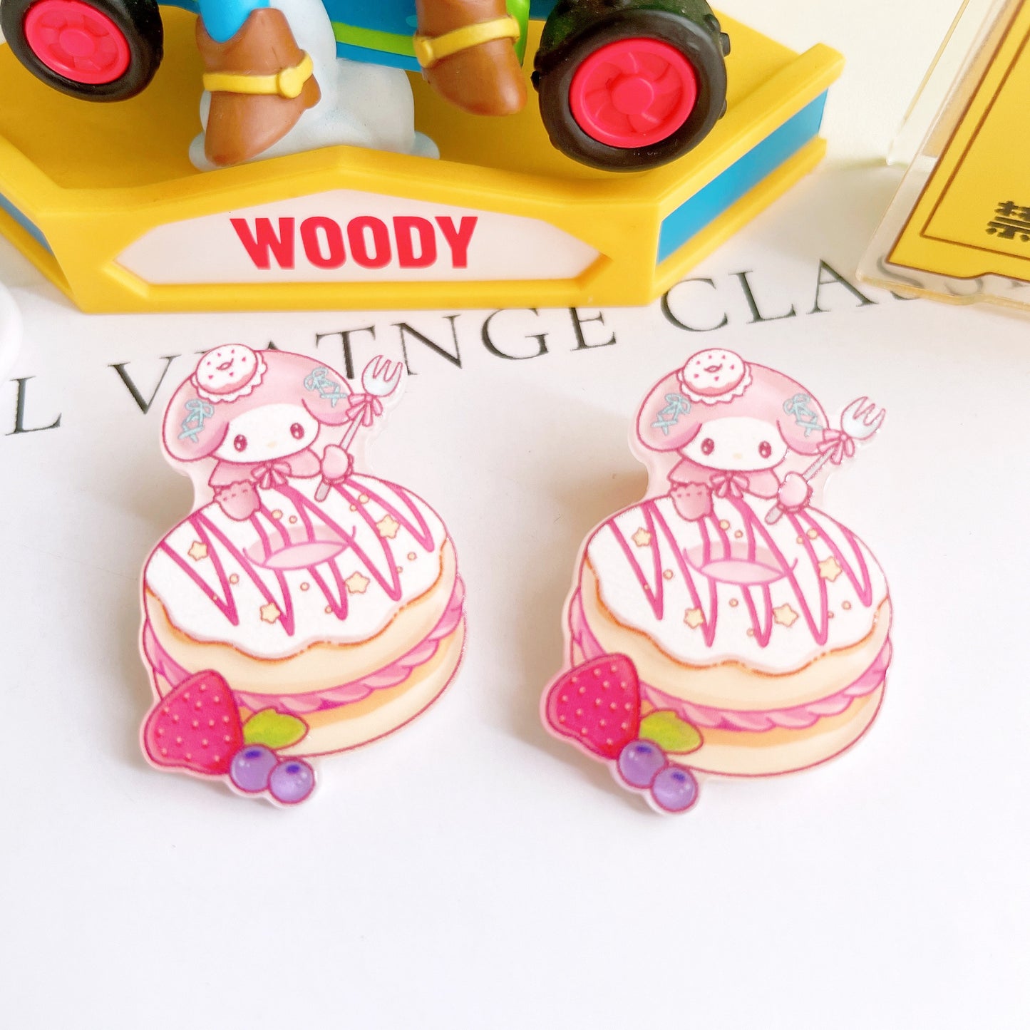 10 Designs Sanrio Pastry Food Charms